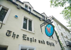 Oxford Pub frequented by Tolkien and C.S. Lewis
